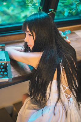 漂亮人妻被夫上司强了